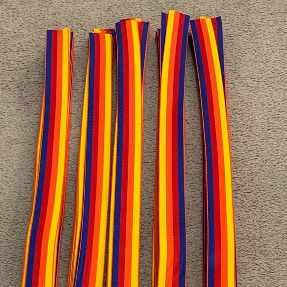 Huge Lot OF Re-Web Lawn Chair Webbing - Picture 3 of 10